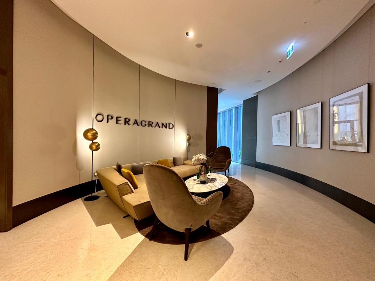 Opera Grand By Luxstay Homes Апартаменти