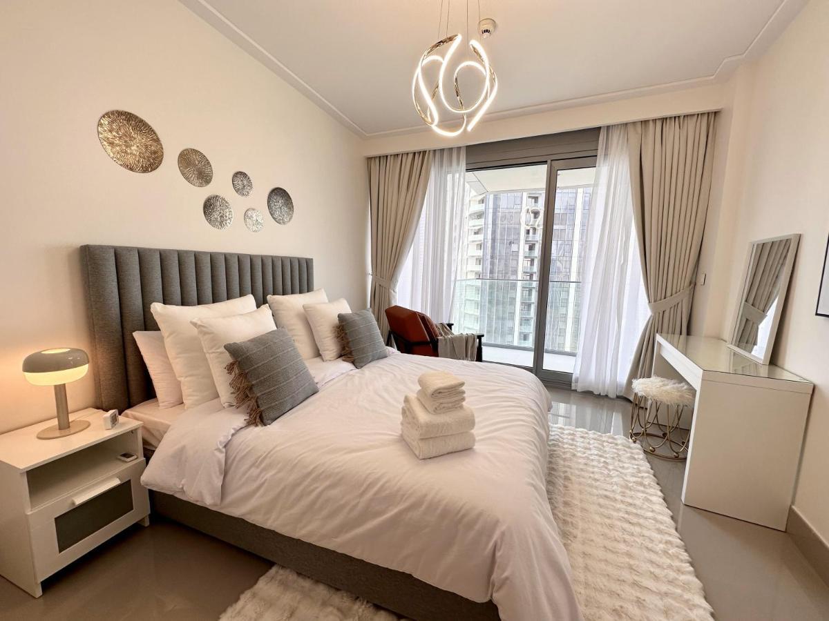 Opera Grand By Luxstay Homes Апартаменти *